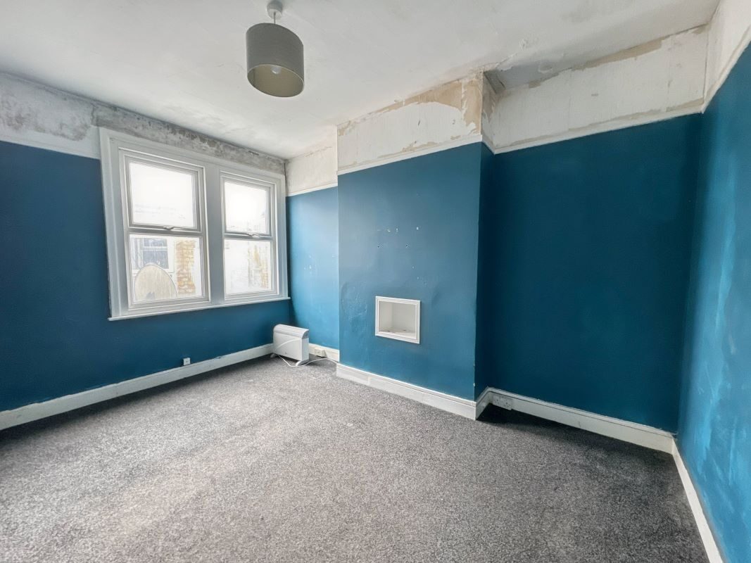 108 Old Road, Clacton-on-Sea, Essex, CO15 3AA lot image - 14