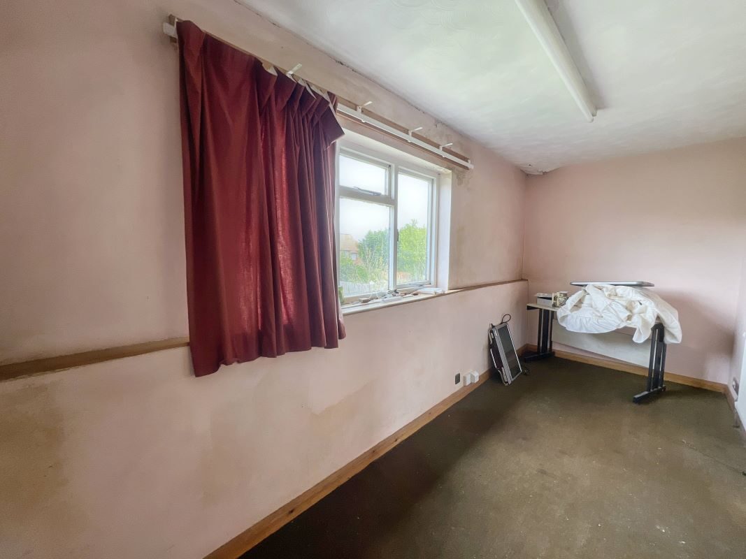 96 Poplar Hill, Stowmarket, Suffolk, IP14 2AX lot image - 7