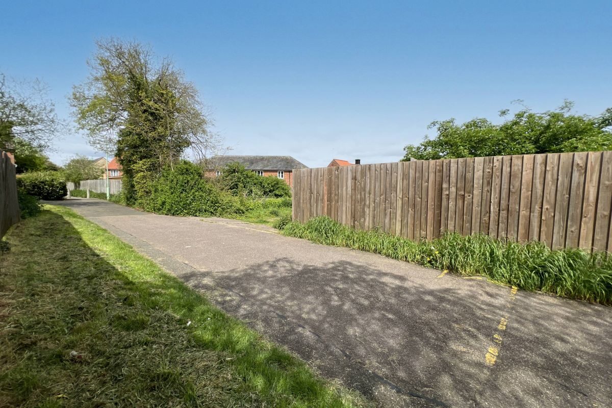 96 Poplar Hill, Stowmarket, Suffolk, IP14 2AX lot image - 22