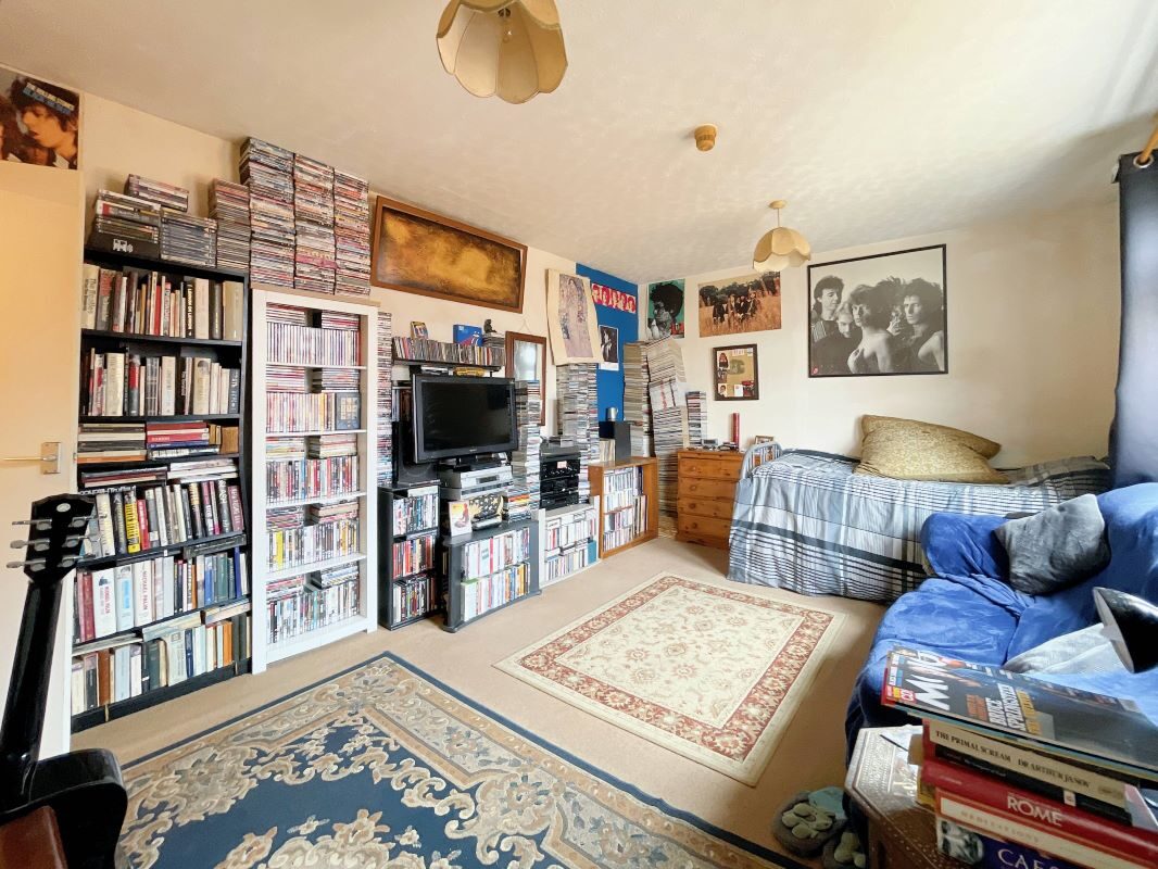 328C Spring Road, Ipswich, Suffolk, IP4 5NG lot image - 1