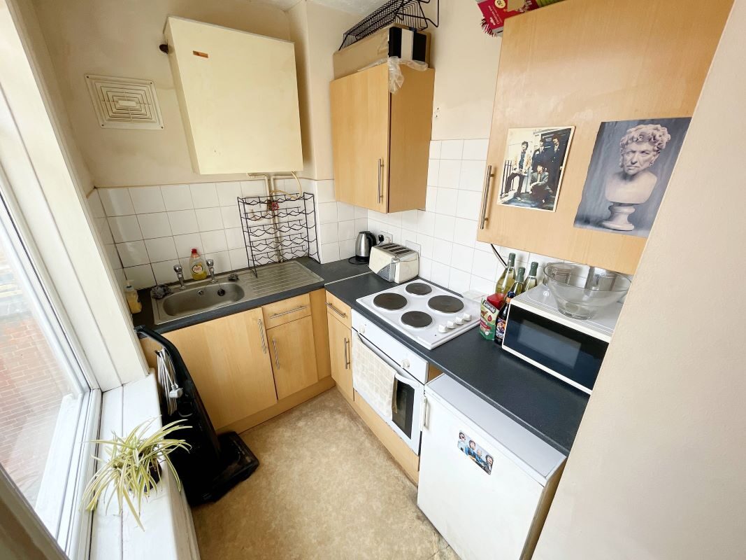 328C Spring Road, Ipswich, Suffolk, IP4 5NG lot image - 3