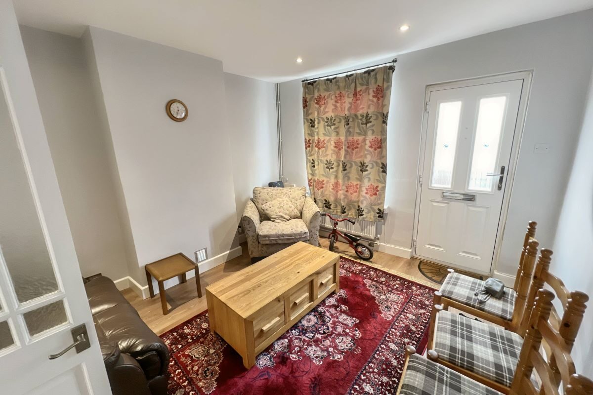 18 Parade Road, Ipswich, Suffolk, IP4 4BH lot image - 2