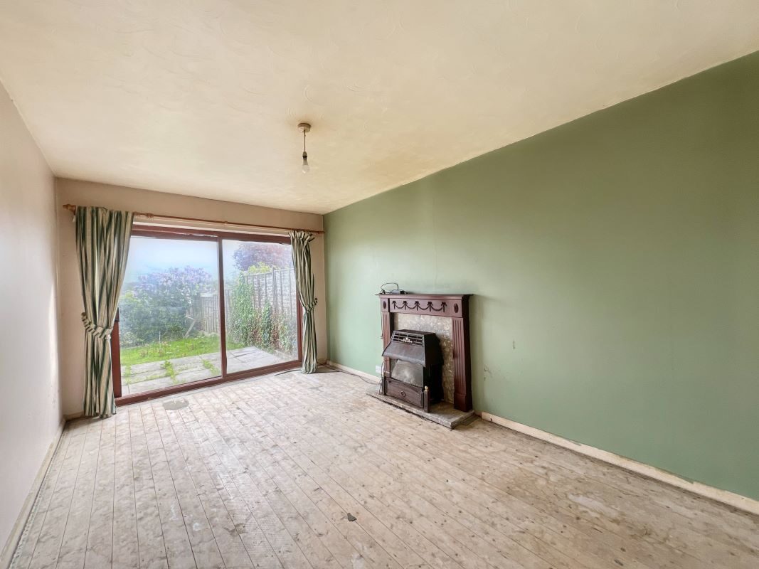 17 Annbrook Road, Ipswich, Suffolk, IP2 9JN lot image - 5