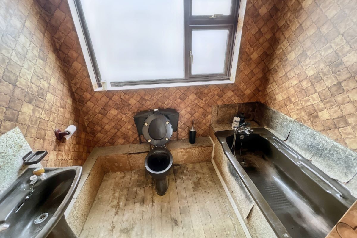 17 Annbrook Road, Ipswich, Suffolk, IP2 9JN lot image - 8