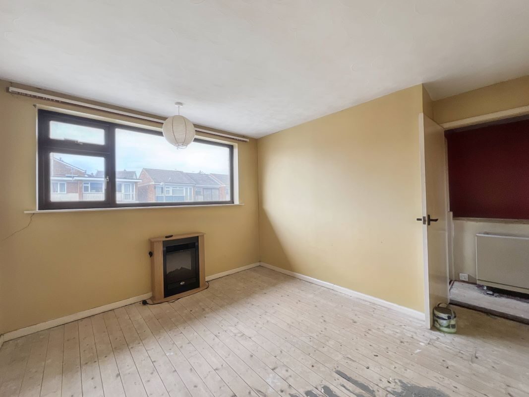 17 Annbrook Road, Ipswich, Suffolk, IP2 9JN lot image - 9