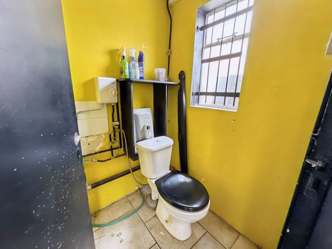 33 Upper Orwell Street, Ipswich, Suffolk, IP4 1HN lot image - 4