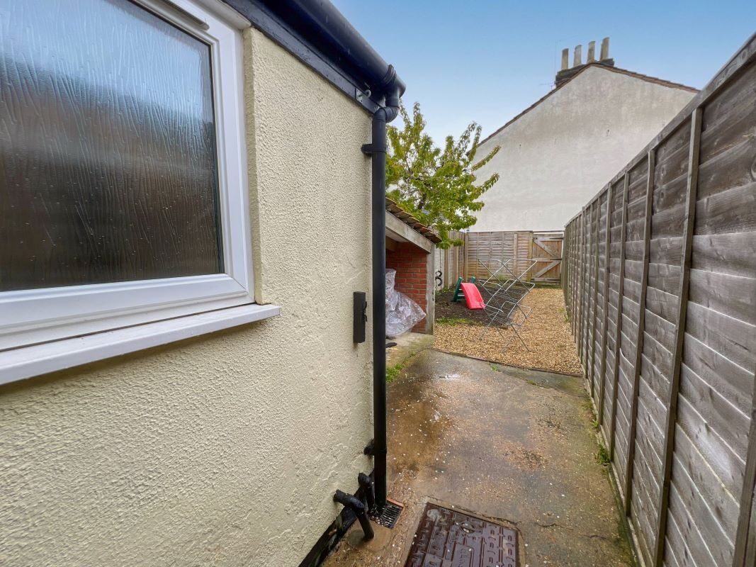 18 Parade Road, Ipswich, Suffolk, IP4 4BH lot image - 7