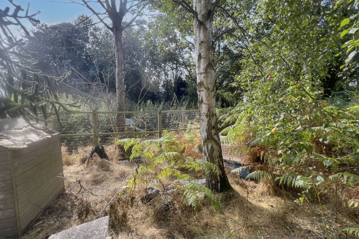 112 Main Road, Kesgrave, Ipswich, Suffolk, IP5 1BL lot image - 8