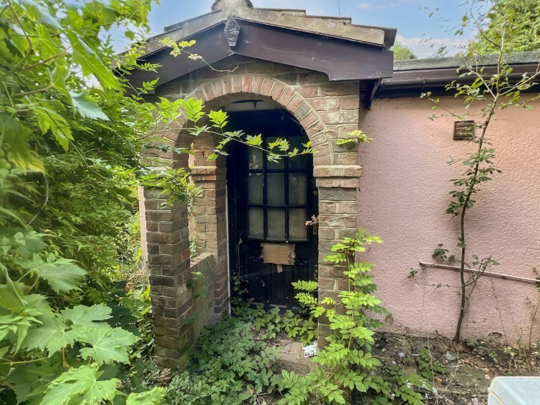 112 Main Road, Kesgrave, Ipswich, Suffolk, IP5 1BL lot image - 11