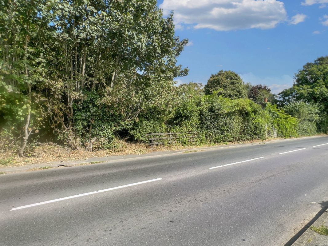 112 Main Road, Kesgrave, Ipswich, Suffolk, IP5 1BL lot image - 14