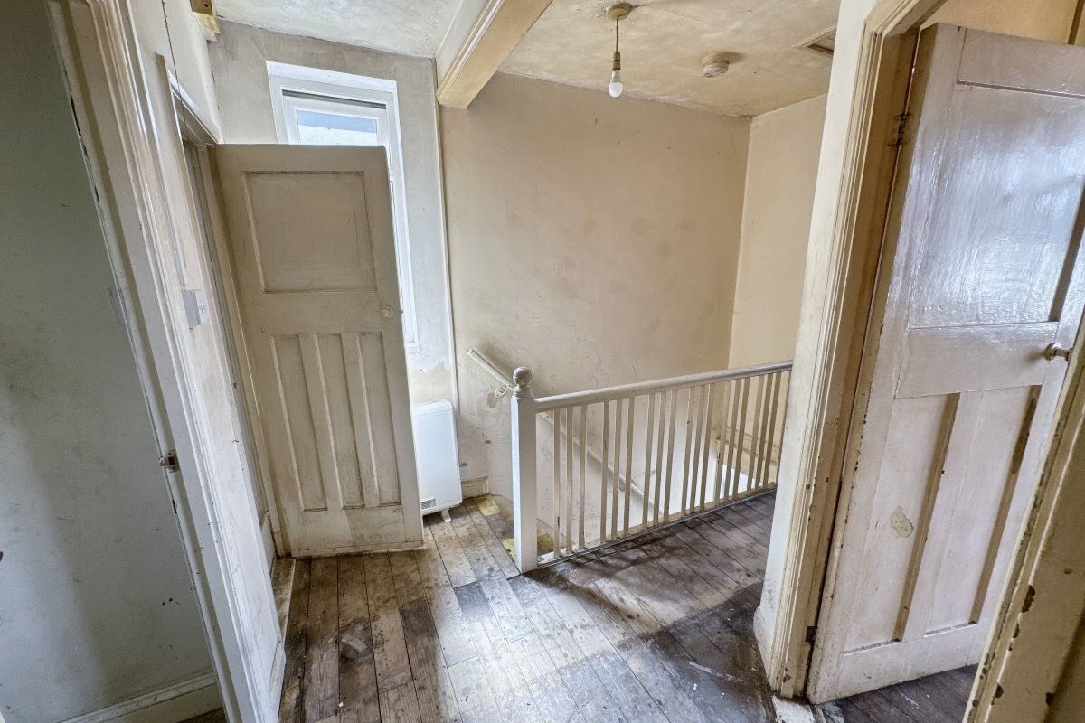 28 Matson Road, Ipswich, Suffolk, IP1 4ET lot image - 8