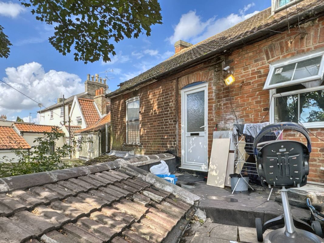 14 & 14B St Helens Street, Ipswich, Suffolk, IP4 1HJ lot image - 2