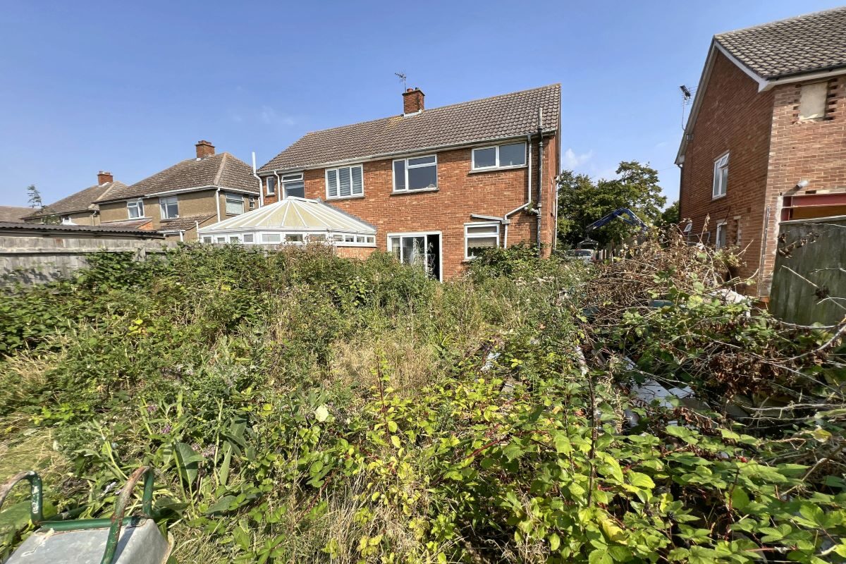 259 Humber Doucy Lane, Ipswich, Suffolk, IP4 3PF lot image - 15