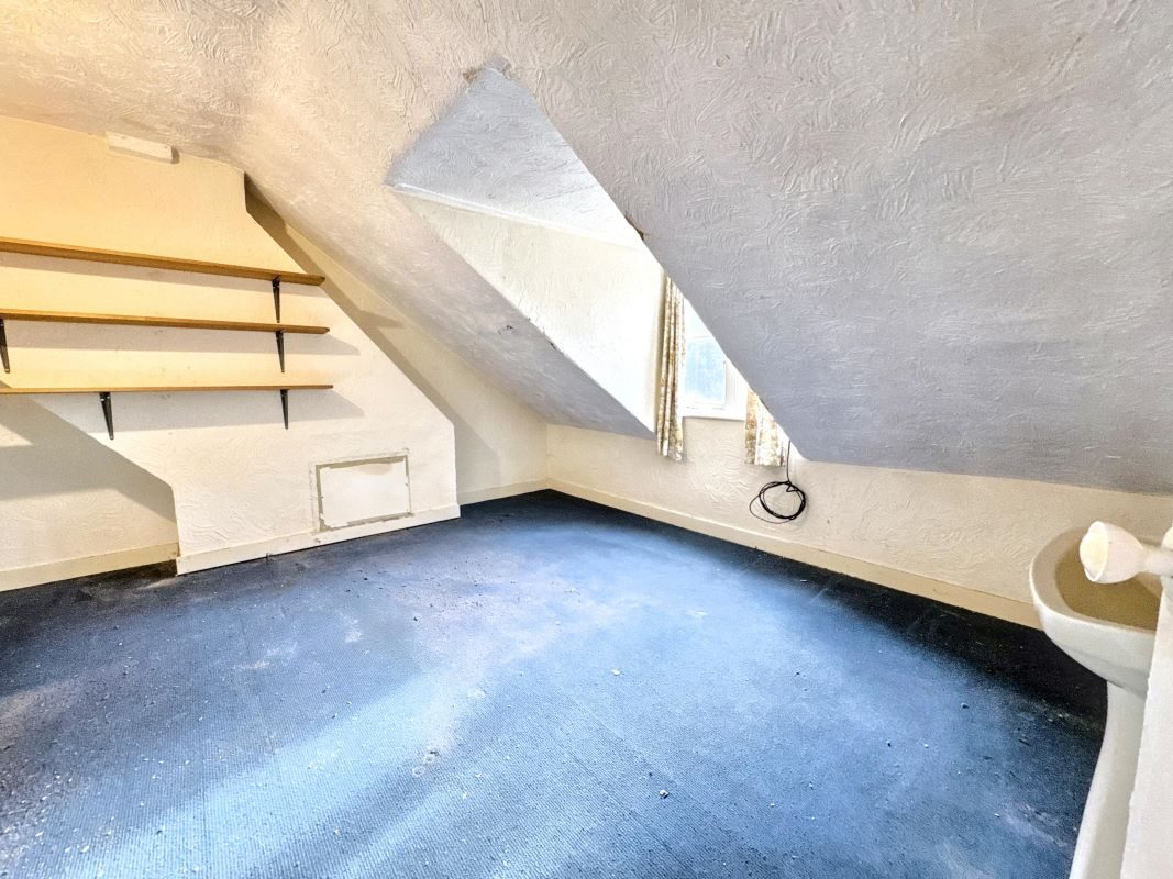 Flat 4, 16 Willoughby Road, Ipswich, Suffolk, IP2 8AP lot image - 6