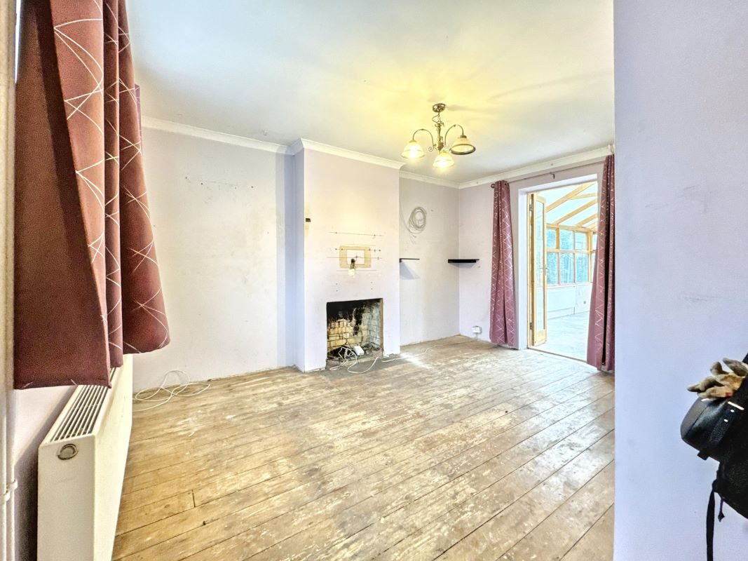 28 Scott Road, Ipswich, Suffolk, IP3 9NS lot image - 1