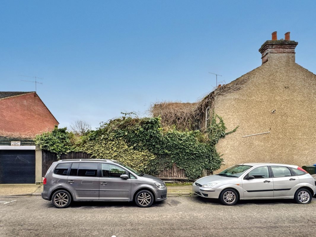 28 Bradley Street, Ipswich, Suffolk, IP2 8DU lot image - 16