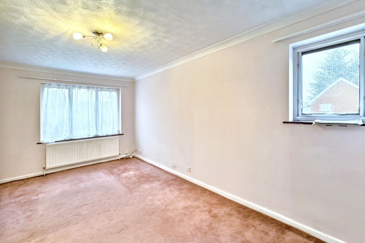 2 Stephen Court, 132 Britannia Road, Ipswich, Suffolk, IP4 5JU lot image - 1