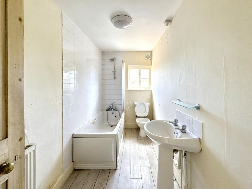 Bakers Arms, The Street, Harkstead, Ipswich, Suffolk, IP9 1BT lot image - 12