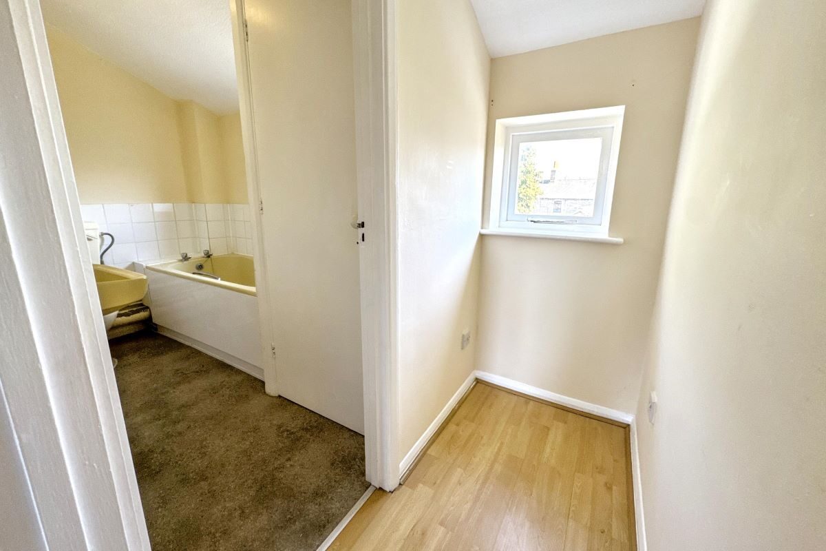 9 Staploe Mews, Soham, Ely, Cambridgeshire, CB7 5JW lot image - 6