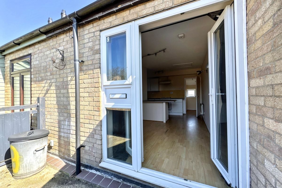 9 Staploe Mews, Soham, Ely, Cambridgeshire, CB7 5JW lot image - 12