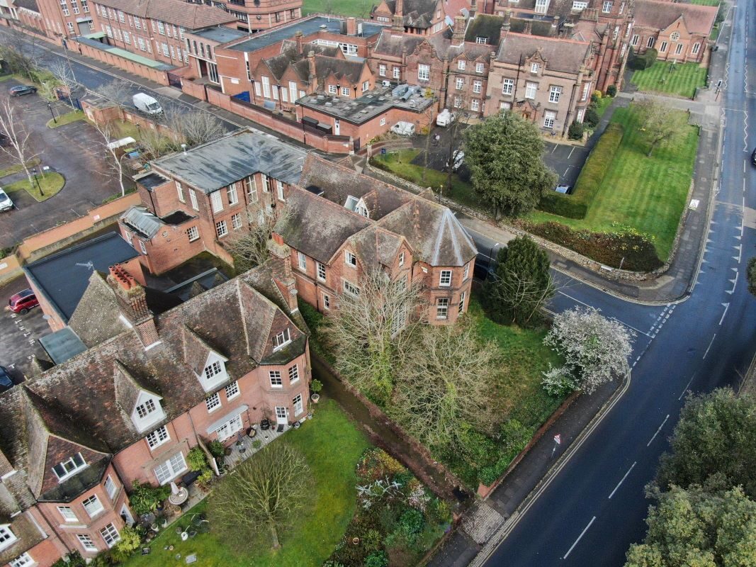 Ivry House, 23 Henley Road, Ipswich, Suffolk, IP1 3TF lot image - 1