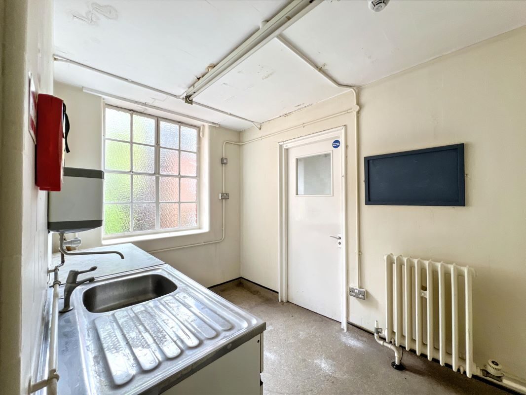 Ivry House, 23 Henley Road, Ipswich, Suffolk, IP1 3TF lot image - 12