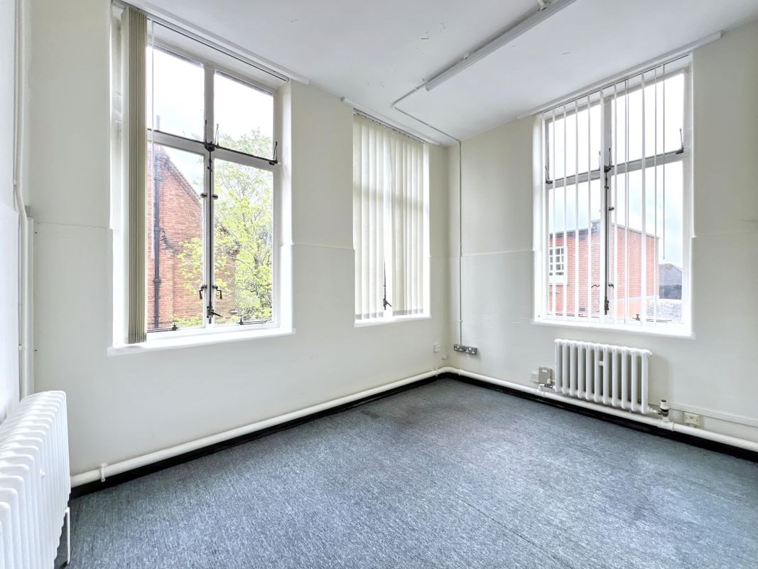 Ivry House, 23 Henley Road, Ipswich, Suffolk, IP1 3TF lot image - 16