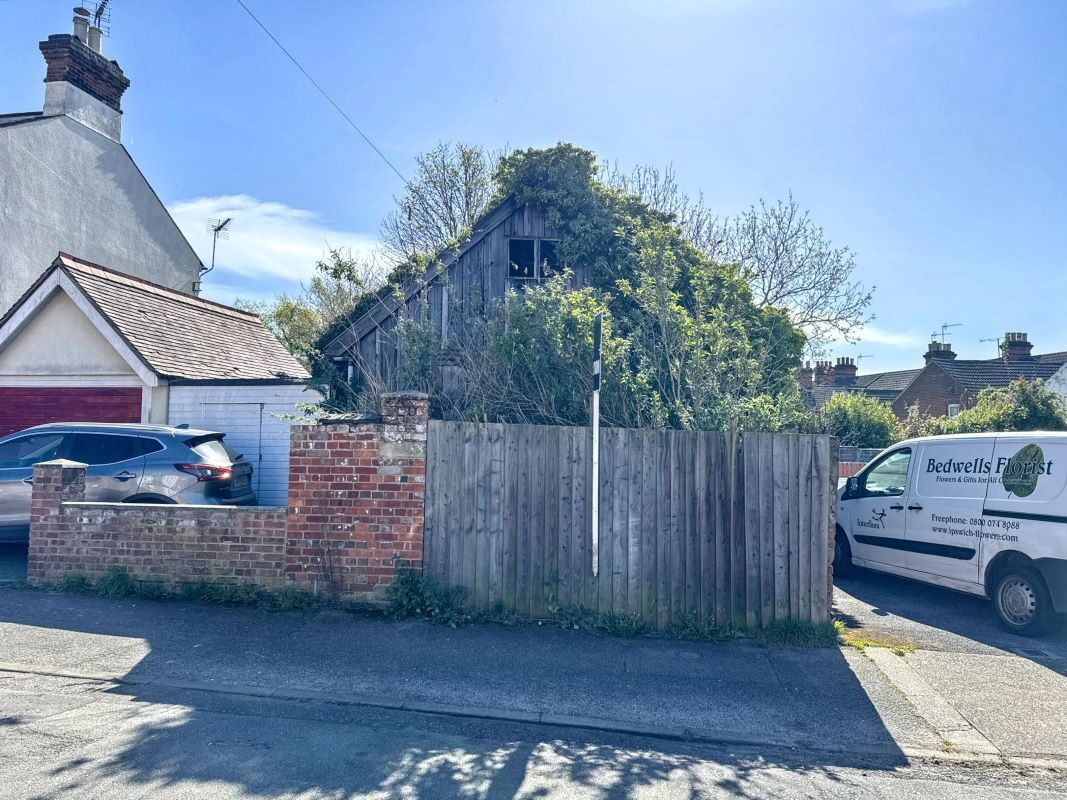 2A Ruskin Road, Ipswich, Suffolk, IP4 1PT lot image - 2