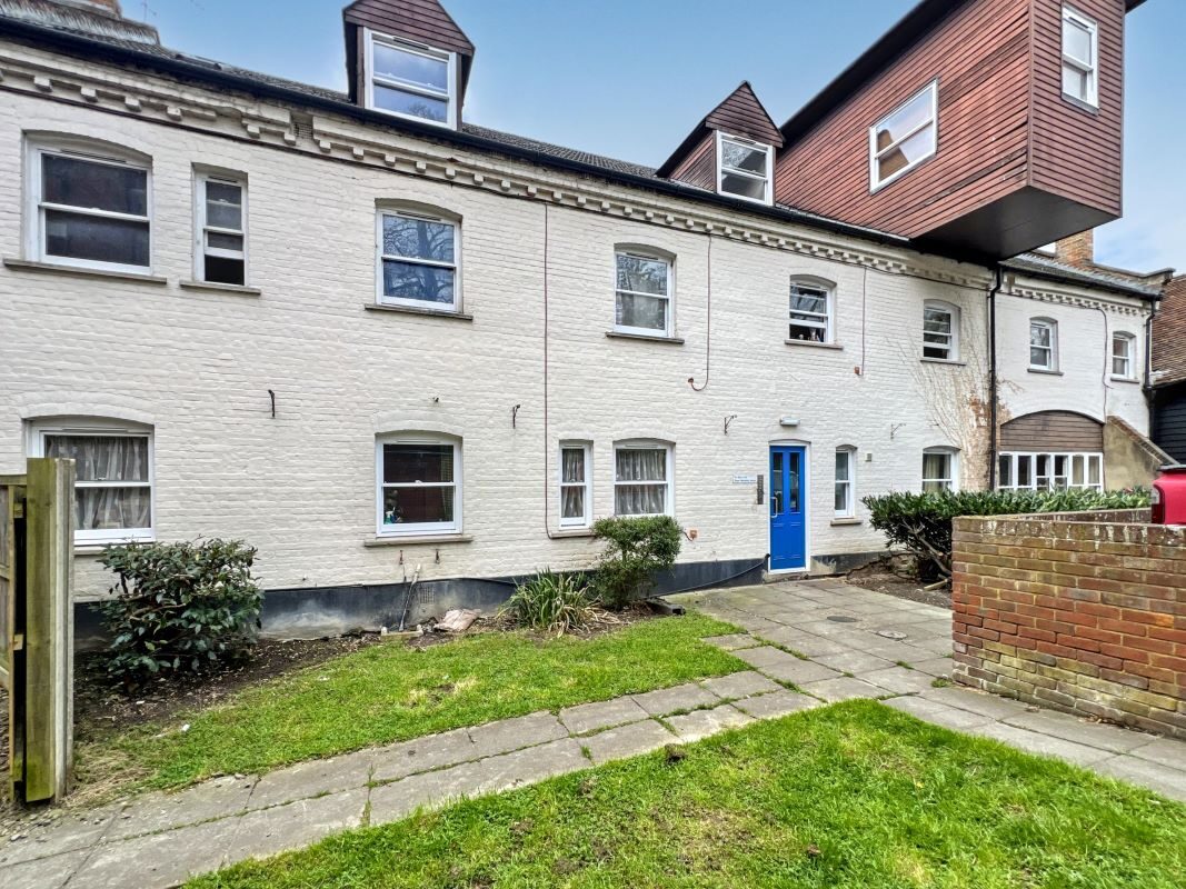 10 Roger Browning House, Maidenburgh Street, Colchester, Essex, CO1 1TT lot image - 8