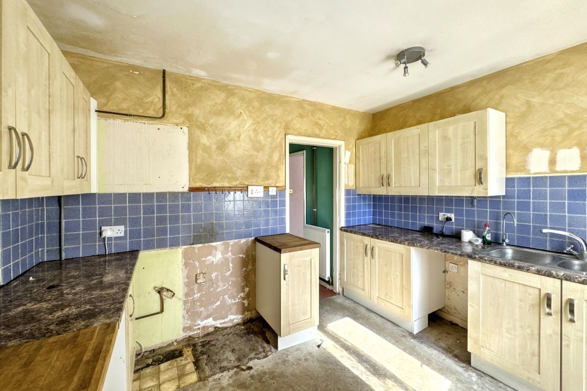 28 Scott Road, Ipswich, Suffolk, IP3 9NS lot image - 6