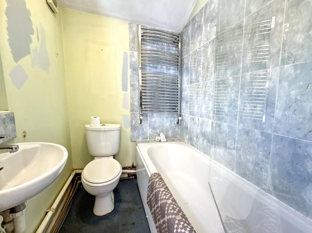 28 Scott Road, Ipswich, Suffolk, IP3 9NS lot image - 8