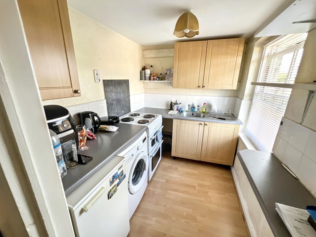 Flats 1 -13, 116 High Street, Hadleigh, Suffolk, IP7 5EL lot image - 20