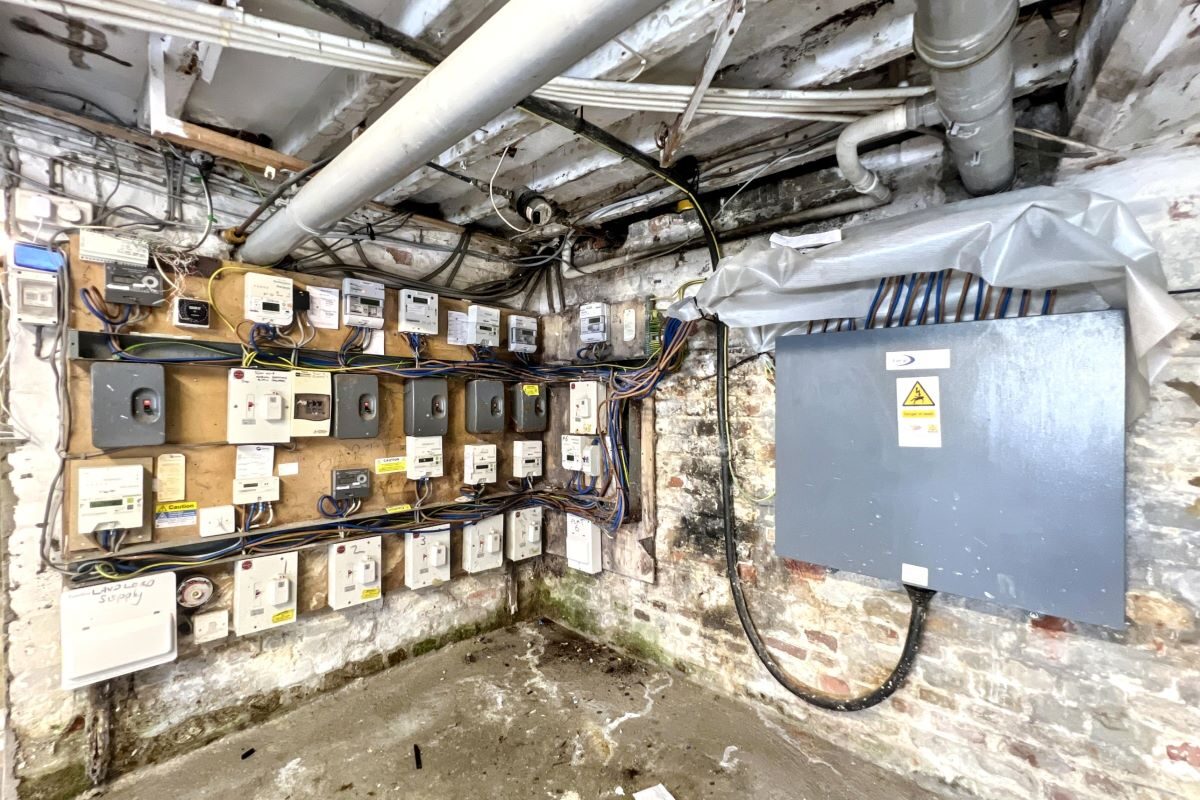 Flats 1 -13, 116 High Street, Hadleigh, Suffolk, IP7 5EL lot image - 24