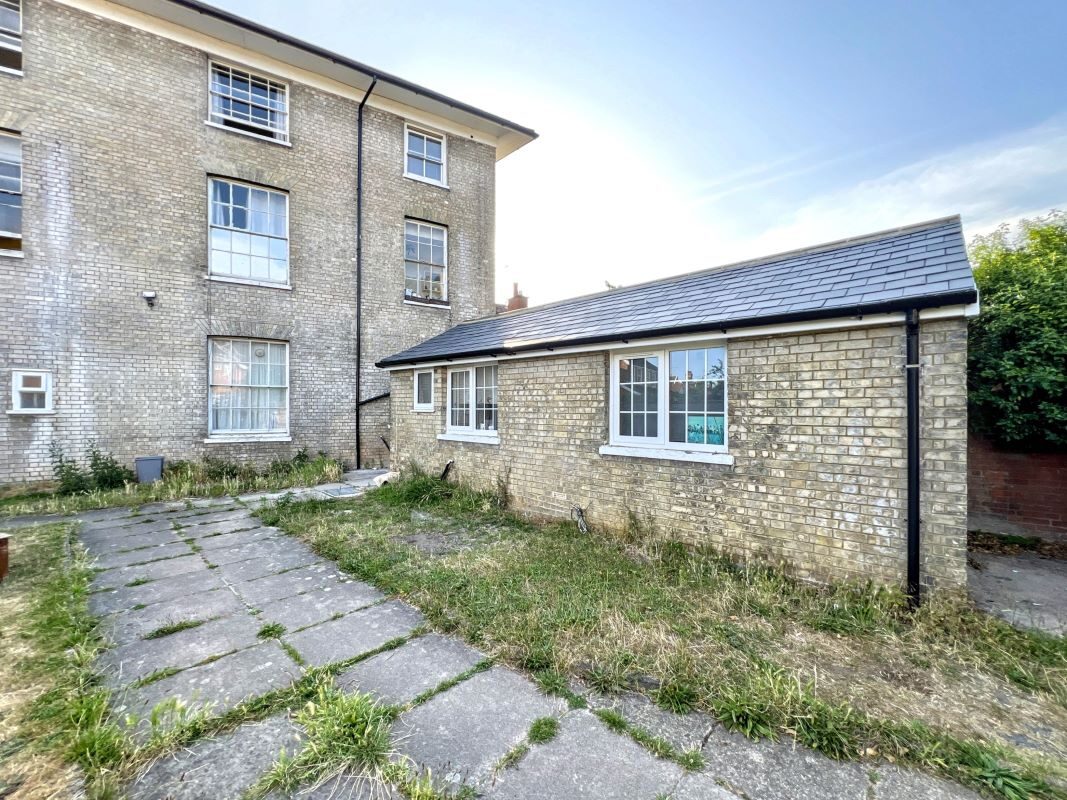 Flats 1 -13, 116 High Street, Hadleigh, Suffolk, IP7 5EL lot image - 28