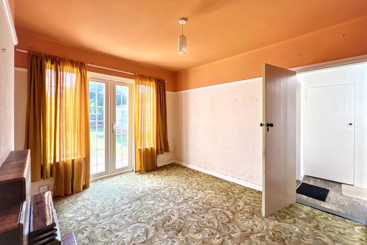 29 Crofton Road, Ipswich, Suffolk, IP4 4QS lot image - 2