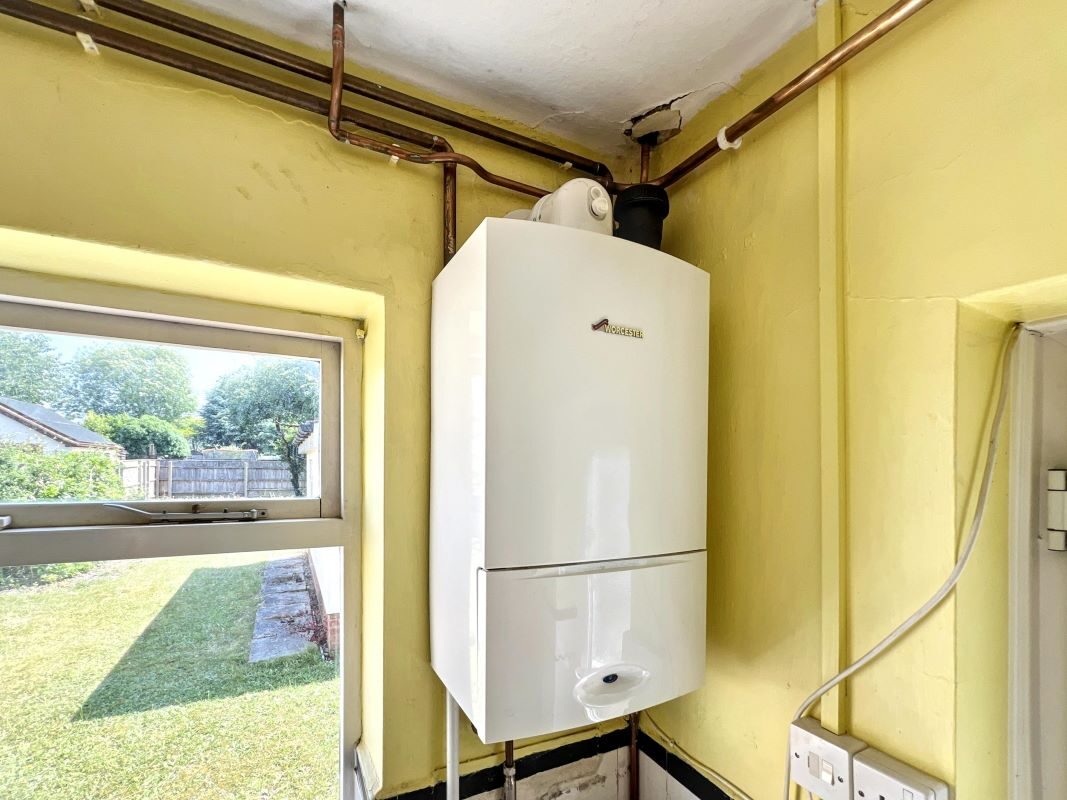 29 Crofton Road, Ipswich, Suffolk, IP4 4QS lot image - 5