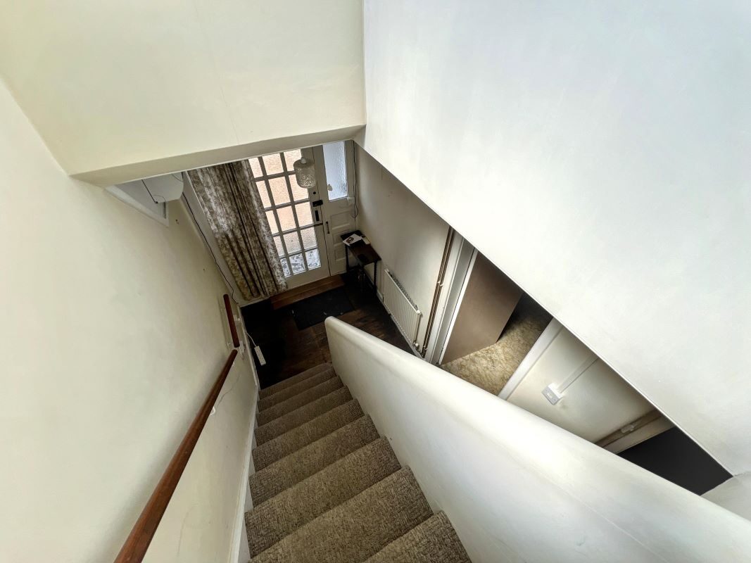 29 Crofton Road, Ipswich, Suffolk, IP4 4QS lot image - 7