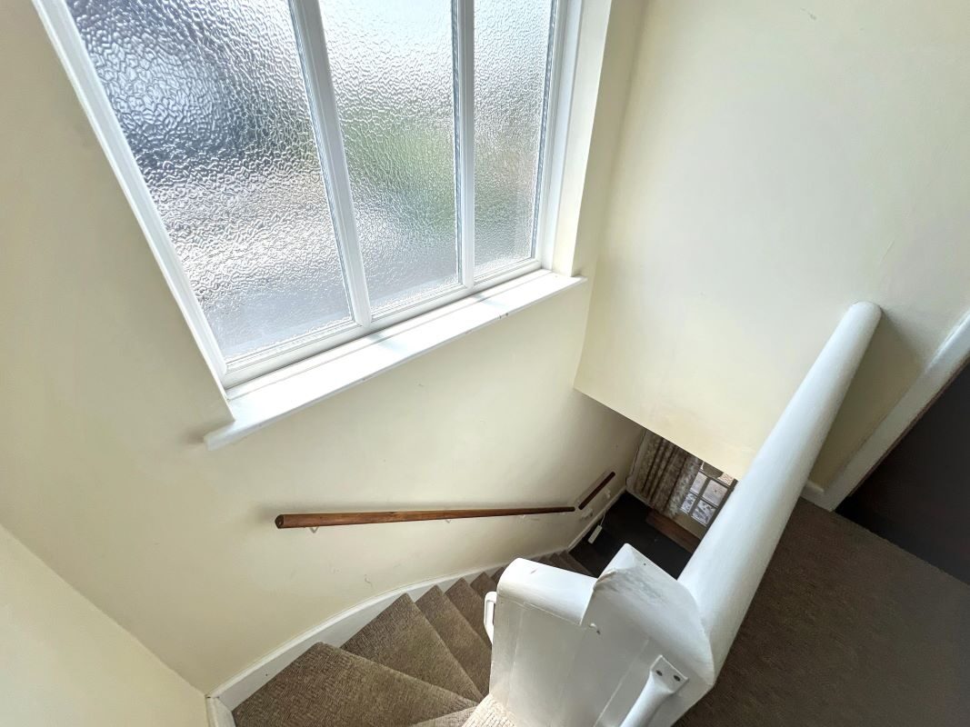 29 Crofton Road, Ipswich, Suffolk, IP4 4QS lot image - 9