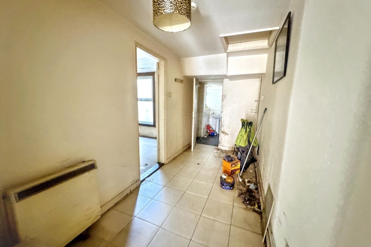 58A London Road, Ipswich, Suffolk, IP1 2HB lot image - 1