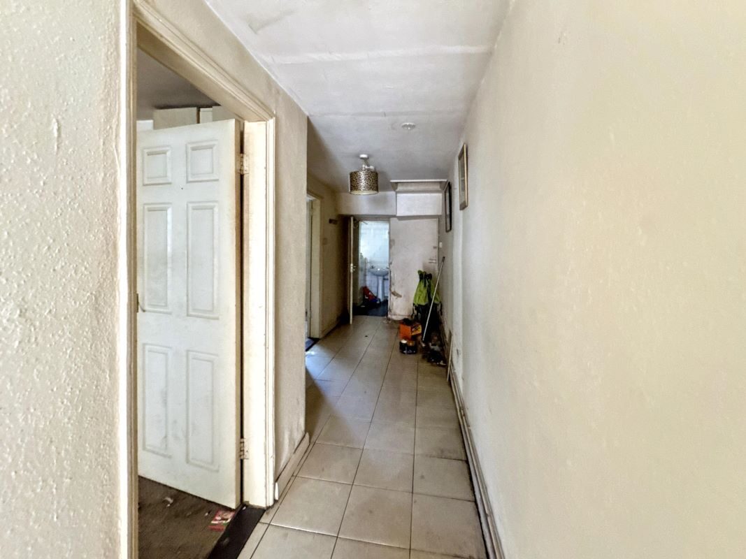 58A London Road, Ipswich, Suffolk, IP1 2HB lot image - 6