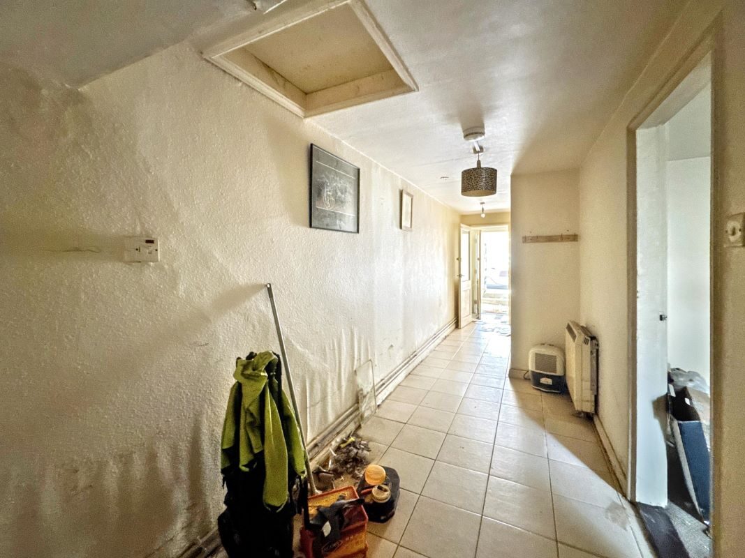 58A London Road, Ipswich, Suffolk, IP1 2HB lot image - 9