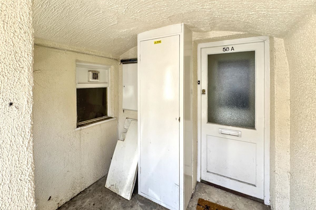 58A London Road, Ipswich, Suffolk, IP1 2HB lot image - 11