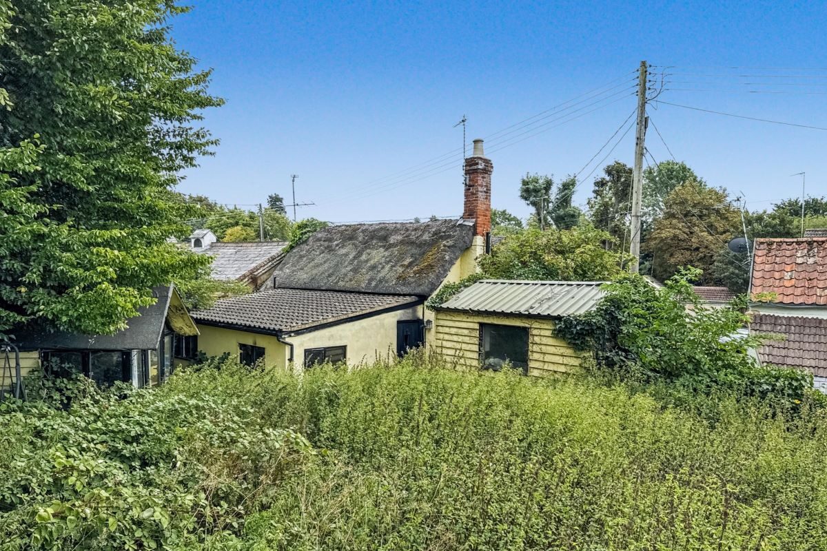 57 North Street, Steeple Bumpstead, Haverhill, Suffolk, CB9 7DP lot image - 9