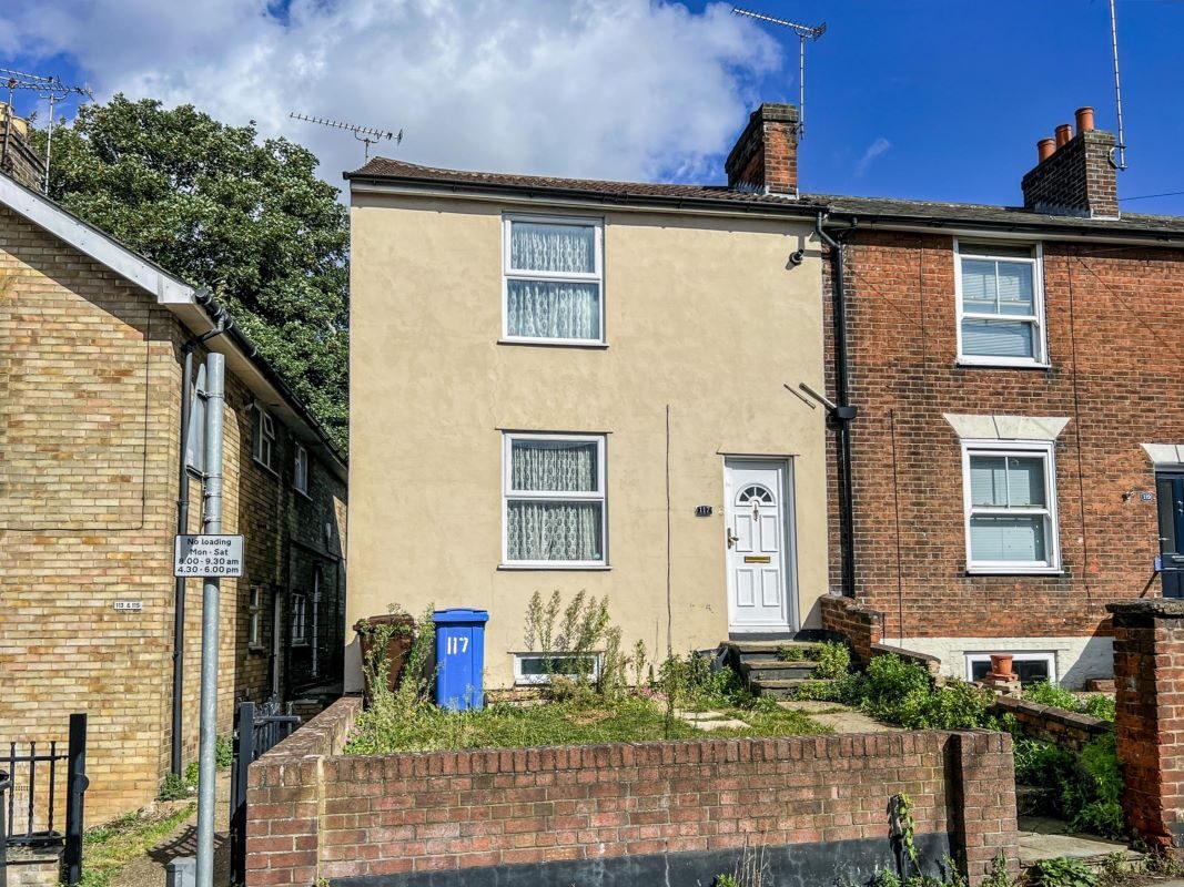 117 Woodbridge Road, Ipswich, Suffolk, IP4 2NJ lot image - 15