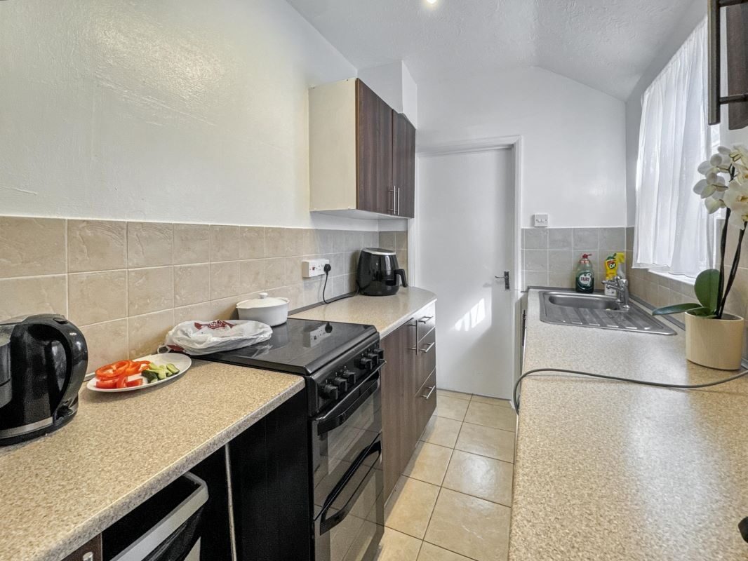 46 Rendlesham Road, Ipswich, Suffolk, IP1 2LY lot image - 4