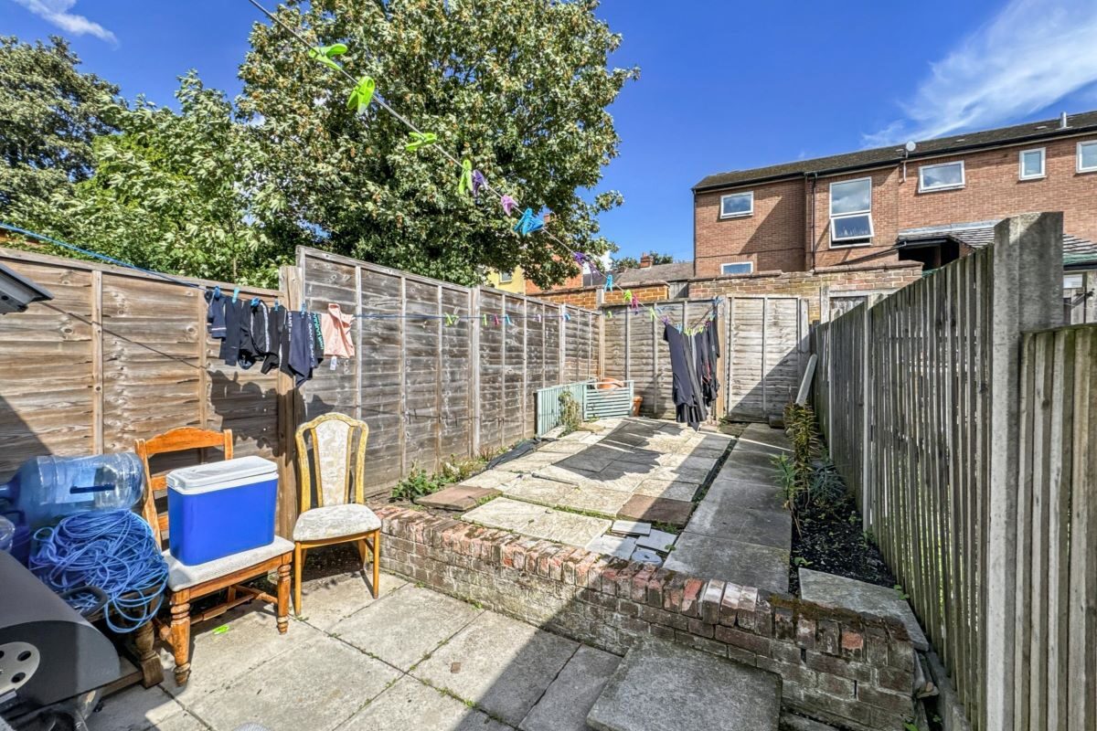46 Rendlesham Road, Ipswich, Suffolk, IP1 2LY lot image - 9