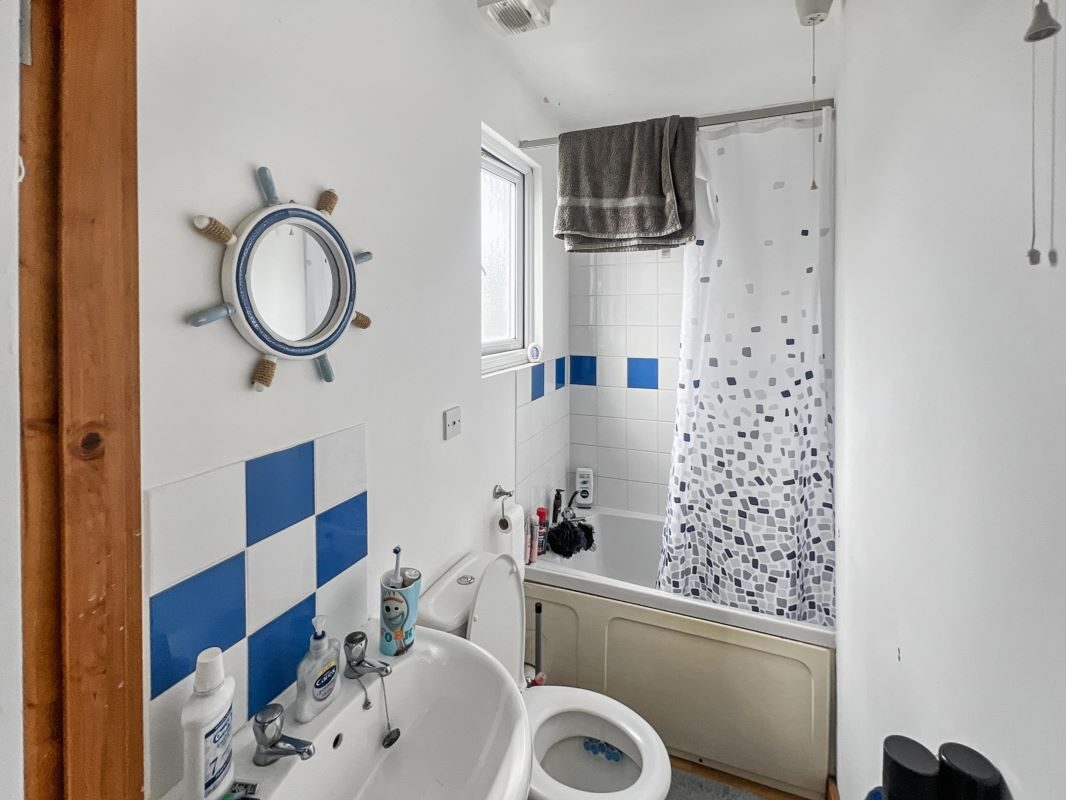 43 Norwich Road, Ipswich, Suffolk, IP1 2ET lot image - 7