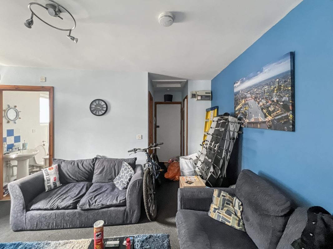 43 Norwich Road, Ipswich, Suffolk, IP1 2ET lot image - 11