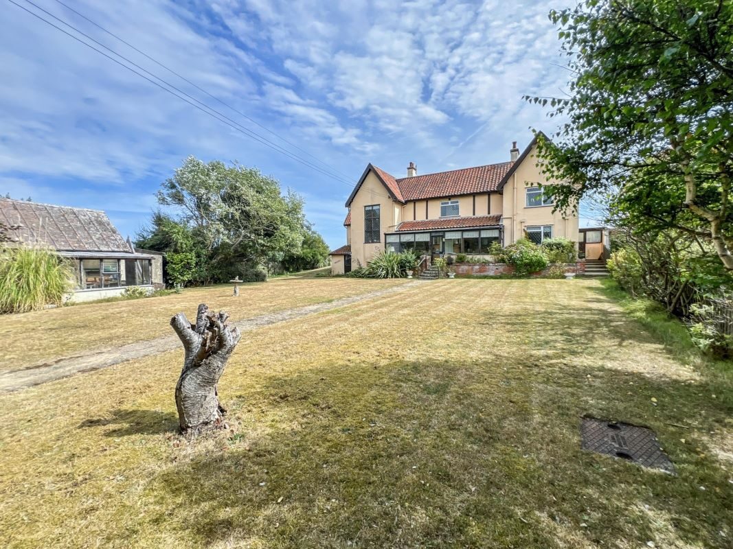 The Chantry, North End Avenue, Thorpeness, Suffolk, IP16 4PD lot image - 28