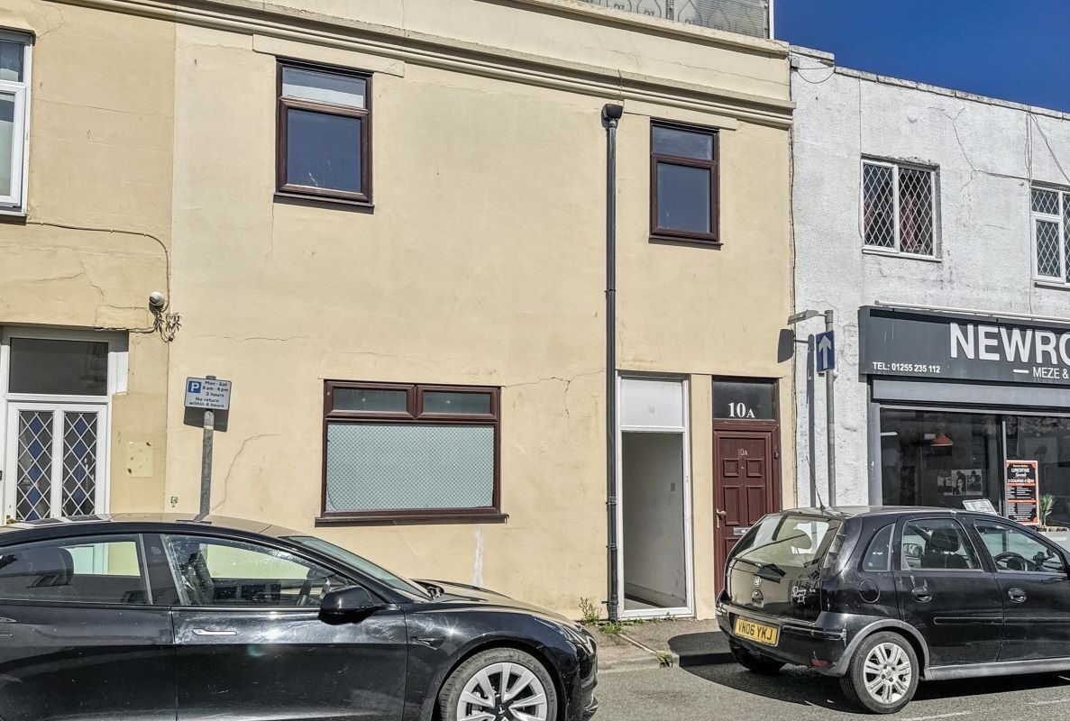 Flat 1, 10 Rosemary Road, Clacton-on-Sea, Essex, CO15 1NX lot image - 0